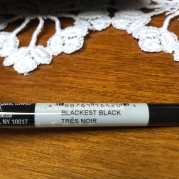 Avon makeup holiday gift set - Picture 7 of 8